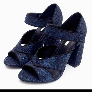 ZARA BASIC Blue Jacquard Block Heel Shoes Size 6